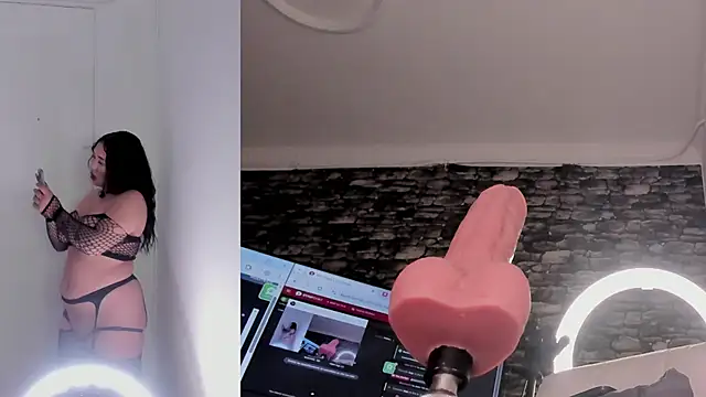 zoe backer online show from November 25, 12:18 pm