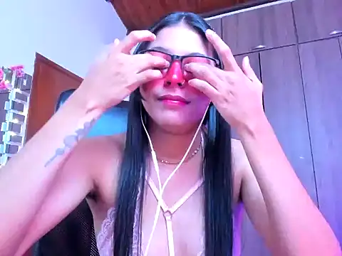 Snapshot of _ALLYSON18_ chatting on September 25, 11:53 am ALLYSON18 online show from September 25, 11:53 am