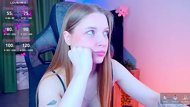 CuteMousee online show from April 12, 5:43 am