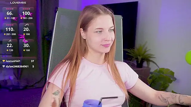 CuteMousee online show from September 20, 9:07 am