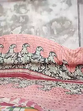 Snapshot of Puja-bhabhi01 chatting on September 14, 2:37 pm Puja-bhabhi01 online show from September 14, 2:37 pm