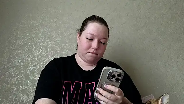 Snapshot of Blush_Lolaa chatting on June 2, 10:49 am Blush Lolaa online show from June 2, 10:49 am