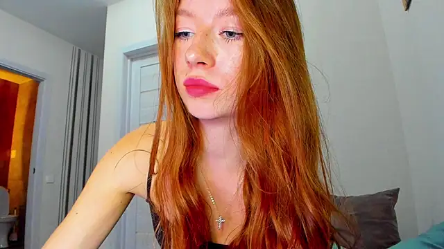 minidivaa  online show from June 1, 7:37 pm