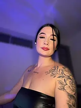 Libia James online show from July 5, 1:01 am