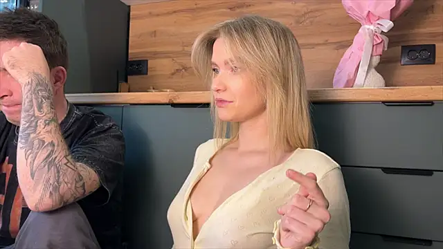 Adelovenick online show from March 8, 9:02 am