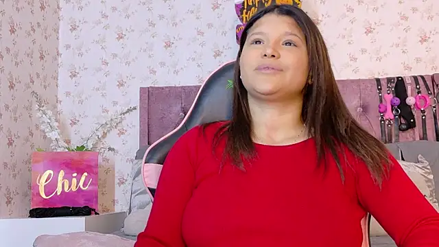 AvrillThomas online show from November 5, 4:01 pm