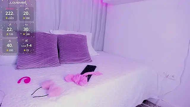 susyy7 online show from October 25, 7:43 pm