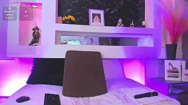 cinthya fx online show from March 2, 12:34 pm