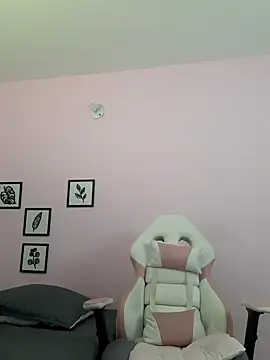 Snapshot of sophie_pazz chatting on September 26, 10:29 pm sophie pazz online show from September 26, 10:29 pm
