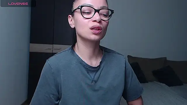 BabySerene online show from April 9, 3:31 am