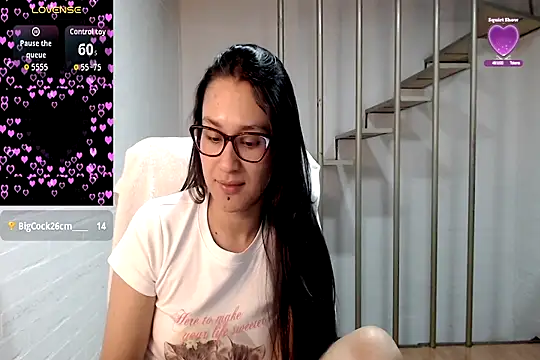 Jessie Desire online show from November 18, 3:40 am