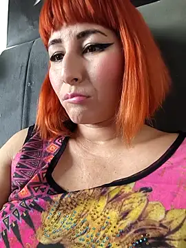 florecita9 online show from October 25, 6:04 pm