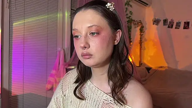 Jenny darling love online show from June 25, 7:04 pm