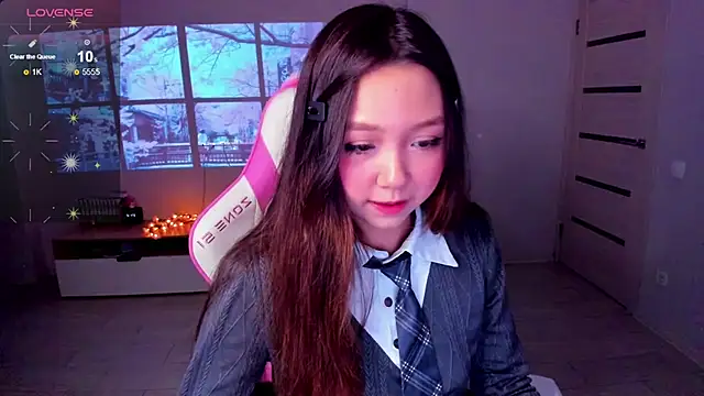 Fluffy Rose online show from November 16, 12:12 am