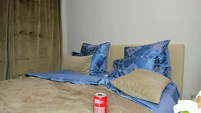 Snapshot of kirraa_ chatting on October 26, 4:46 pm kirraa  online show from October 26, 4:46 pm