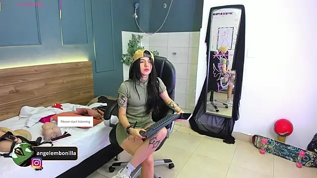 megan morgan01 online show from July 20, 12:40 pm