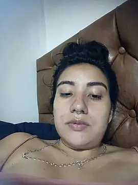 Hellen Alex online show from April 13, 2:40 pm