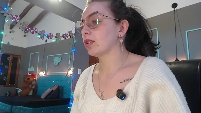  isaabellaa online show from December 18, 1:49 pm