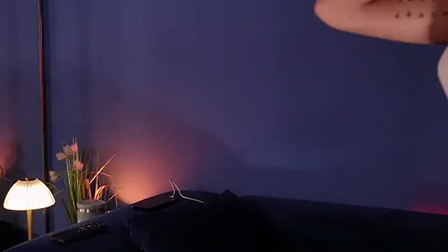 Olivia Collins1 online show from February 21, 10:32 pm