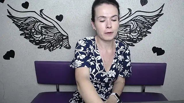 JasmineKouch online show from September 20, 5:44 pm