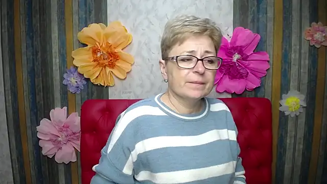 EmiliaGree online show from April 26, 5:21 pm