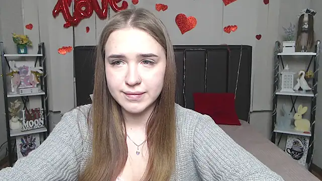 LauraHlot online show from March 19, 7:07 pm