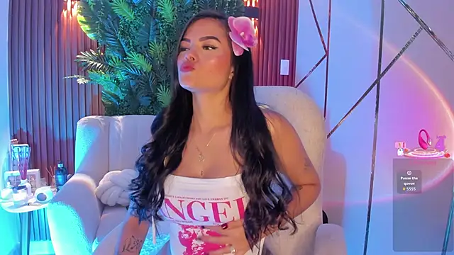 foxxxmegan online show from February 6, 7:06 pm