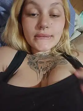 Aninhababyy online show from August 2, 4:43 pm