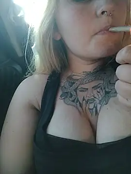 Aninhababyy online show from July 31, 8:21 pm