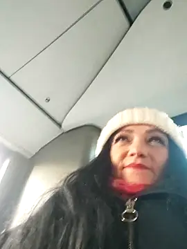 SweetLeila40 online show from March 5, 3:08 pm