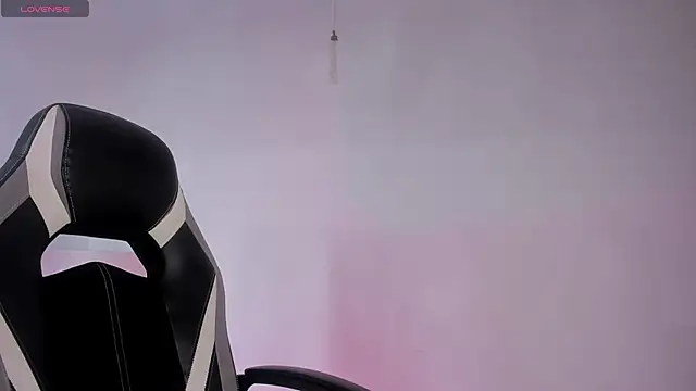PaigeJayden online show from June 13, 7:44 pm
