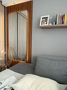 FridaKlein online show from March 25, 7:39 pm