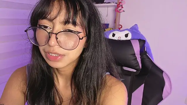 Yommi Winx online show from November 14, 2:11 am