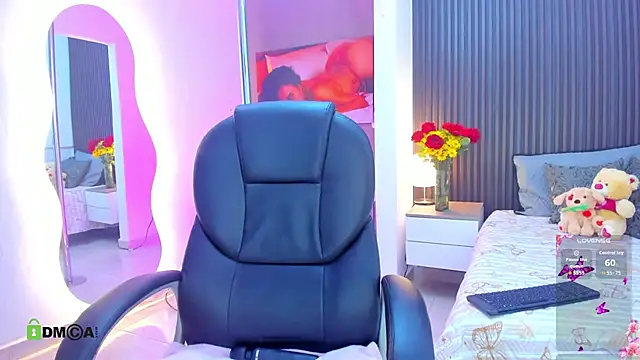 natasha  jackson online show from April 15, 12:49 pm