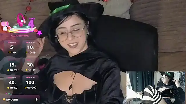 LisandreLaVenale online show from October 23, 10:38 pm