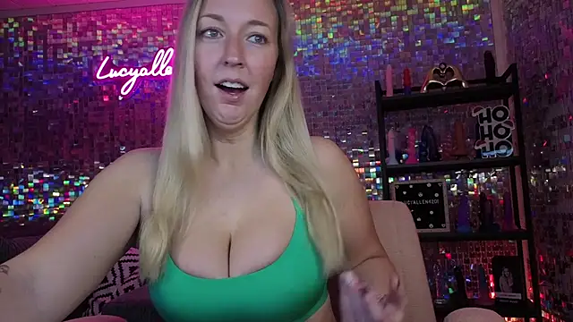 lucyallen4201 online show from November 26, 12:06 pm