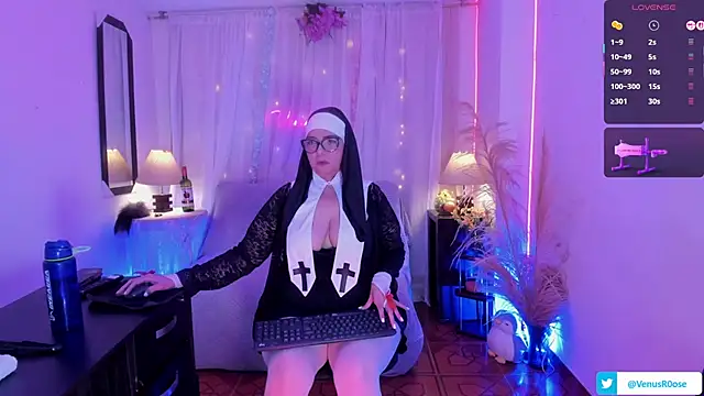 Venus R0se online show from March 22, 5:35 am