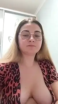 pussyCat t online show from March 1, 5:12 pm