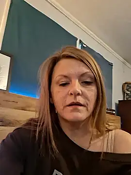 skyeb0787 online show from January 18, 2:24 pm