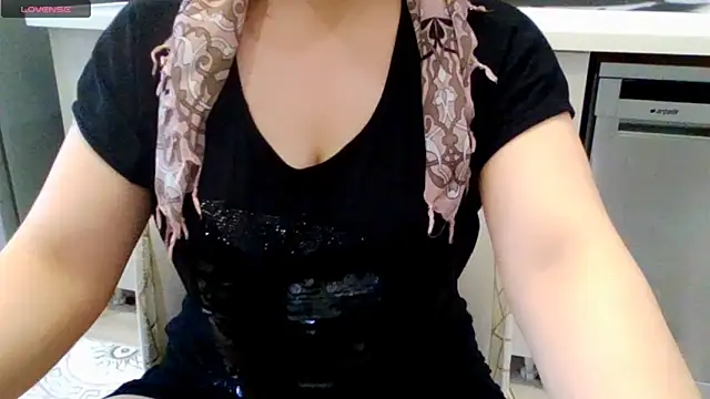 YARRAKKKDELISIIIII online show from May 3, 12:41 pm