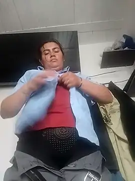 naughty-sharlot online show from December 4, 9:37 pm