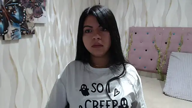 CarolineBrunx online show from September 11, 9:53 am