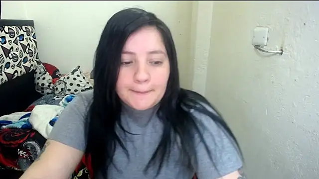 shopyymessyy online show from May 27, 8:39 pm