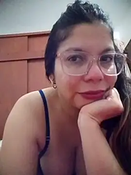 Carliina Soussa online show from June 8, 1:01 am
