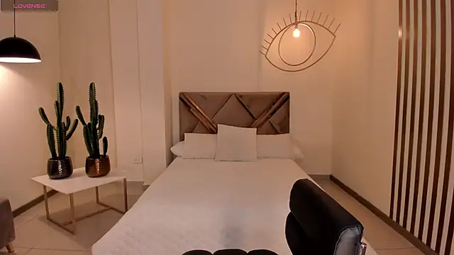 SavannahStorm online show from November 16, 1:22 pm