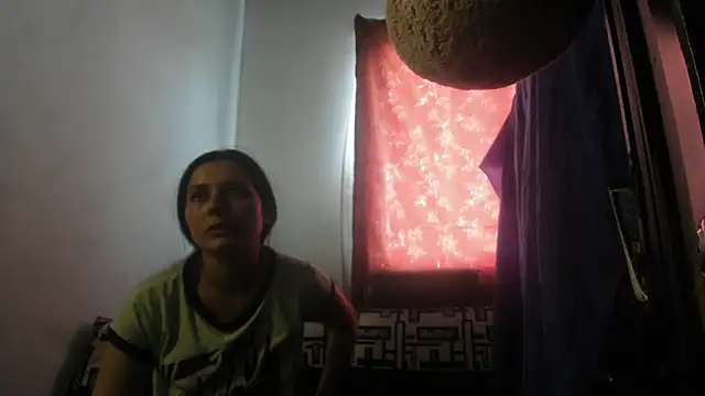 Nathaly love96 online show from May 16, 7:24 pm