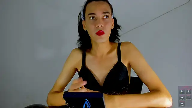 NickSull   online show from September 30, 7:58 am