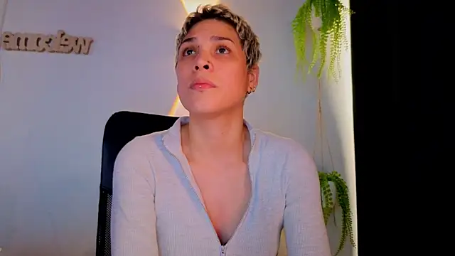 Charlee pink online show from July 21, 5:24 pm