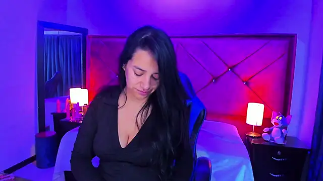 Julietacollins06 online show from June 4, 2:32 pm