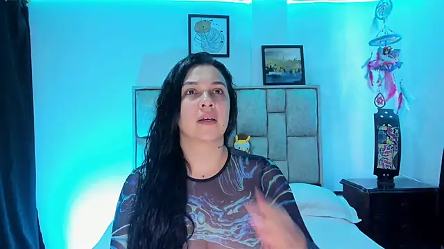 brianaGuzman online show from March 2, 7:31 pm